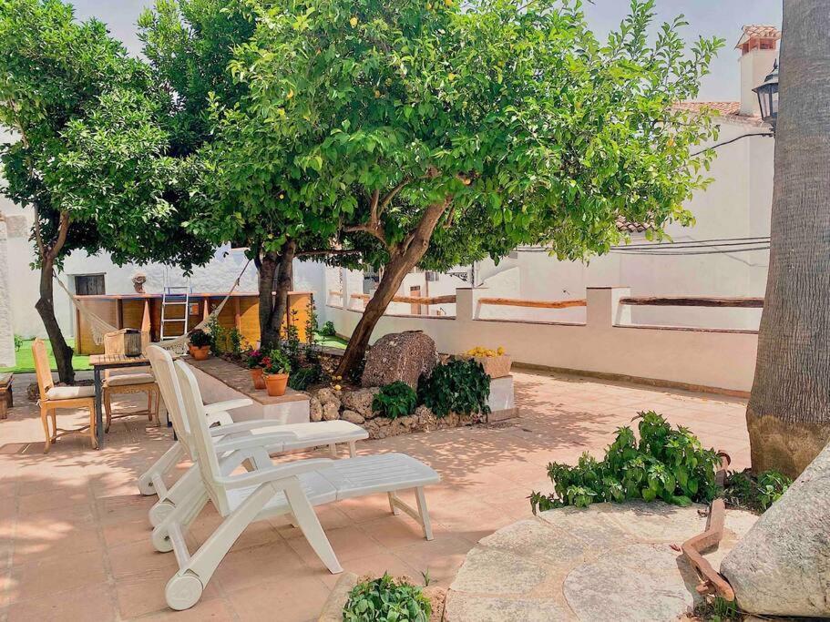 La Palmera. Casa Rural Con Piscina Privada. Benadalid Exteriér fotografie