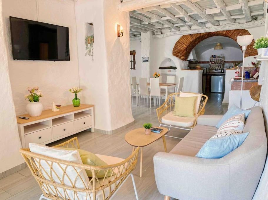 La Palmera. Casa Rural Con Piscina Privada. Benadalid Exteriér fotografie